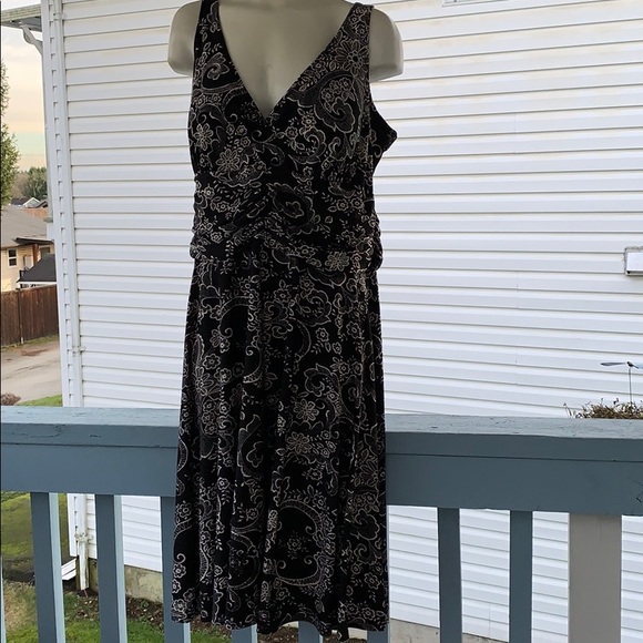 Flattery will get you everything - Picture 2 of 9